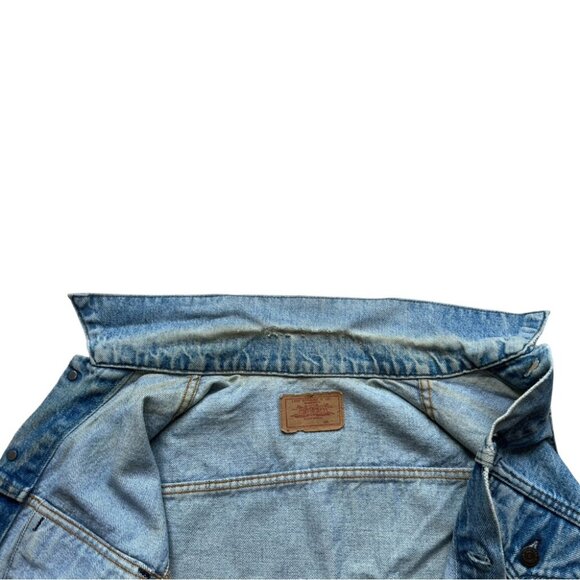 Levi’s Light Blue Denim Vest with Vintage Distressing and Classic Collar 42 L - Picture 5 of 9